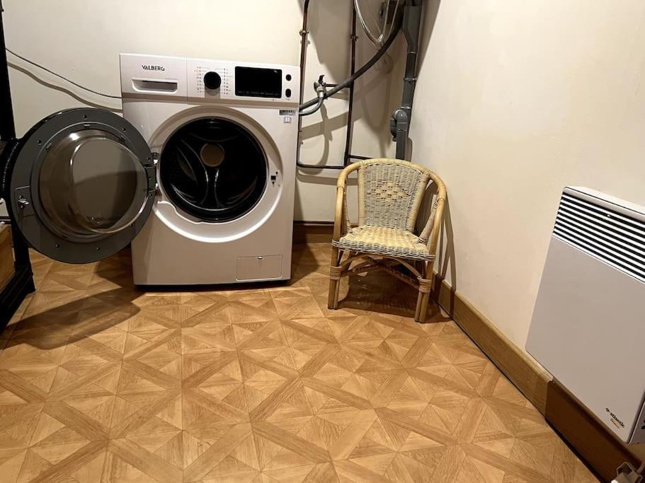 Appartement Calme Au Coeur Du Jardin Violaines Luaran gambar